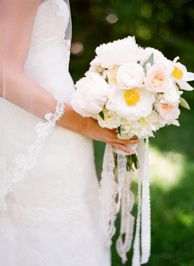 bouquet-mariee-dentelle